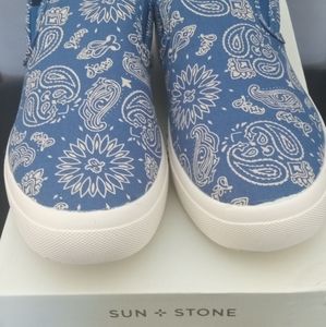 Brand New Sun+stone